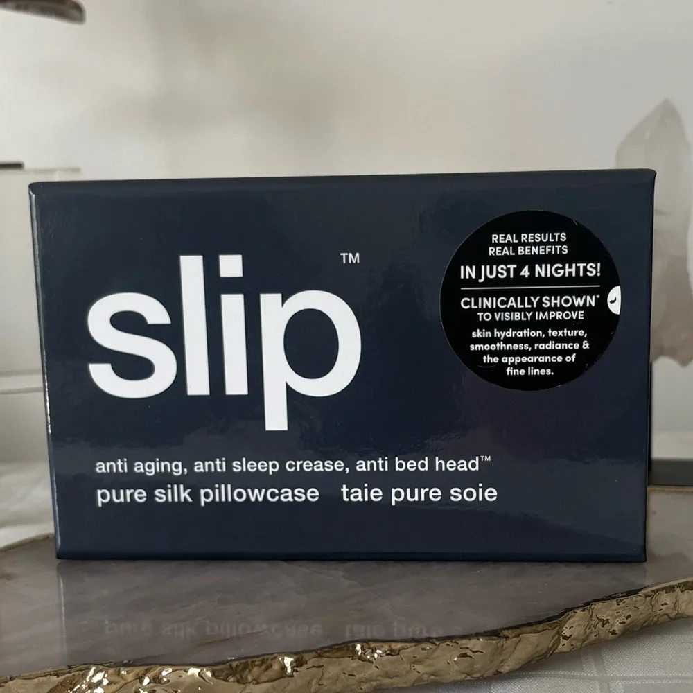 New Slip Queen-sized Silk Pillowcase in Charcoal - Picture 3 of 8
